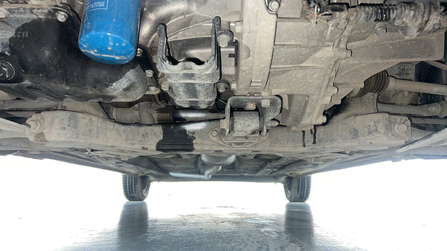 Used 2016 Hyundai Grand i10 Sportz 1.2 Kappa VTVT Petrol Manual extra FRONT LEFT UNDERBODY VIEW