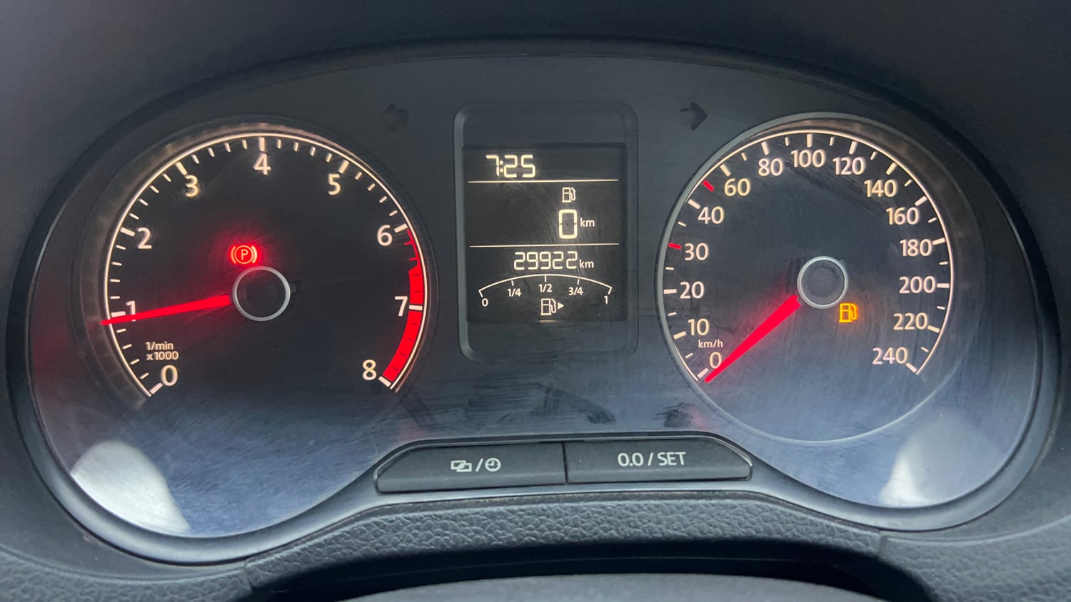 Used 2018 Volkswagen Ameo Comfortline 1.2L (P) Petrol Manual interior CLUSTERMETER VIEW