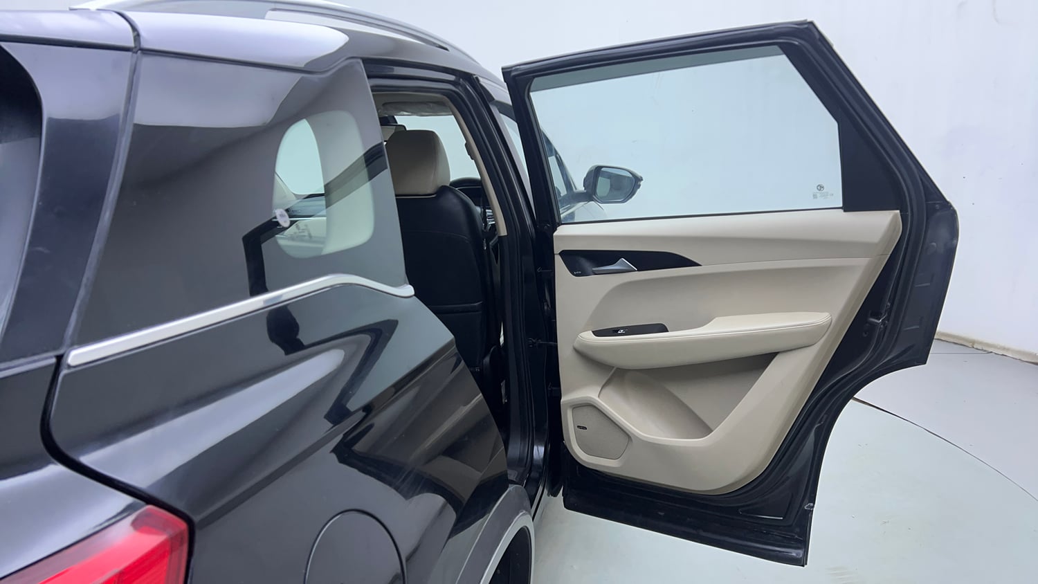 Used 2023 MG Motors Hector Sharp 2.0 Diesel Turbo MT Diesel Manual interior RIGHT REAR DOOR OPEN VIEW