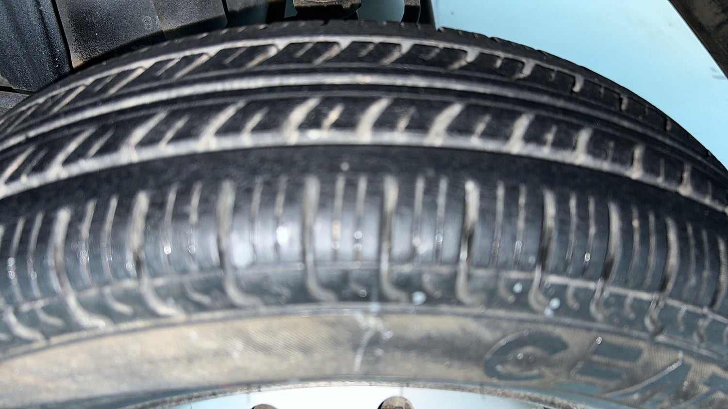 Used 2018 Maruti Suzuki Alto 800 VXi Petrol Manual tyres LEFT REAR TYRE TREAD VIEW