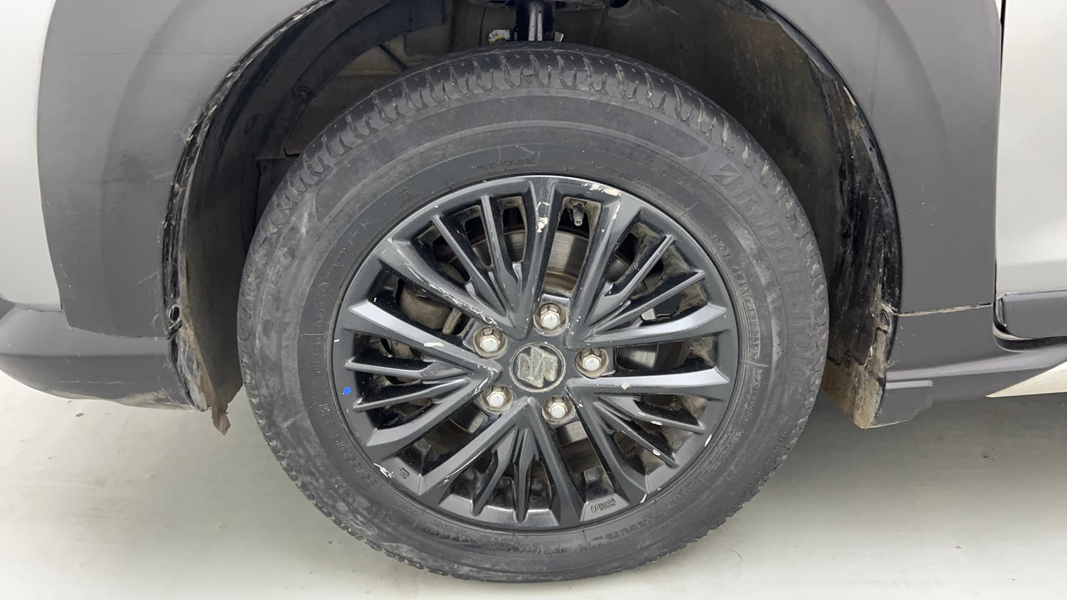 Used 2019 Maruti Suzuki XL6 Alpha AT Petrol Petrol Automatic tyres LEFT FRONT TYRE RIM VIEW