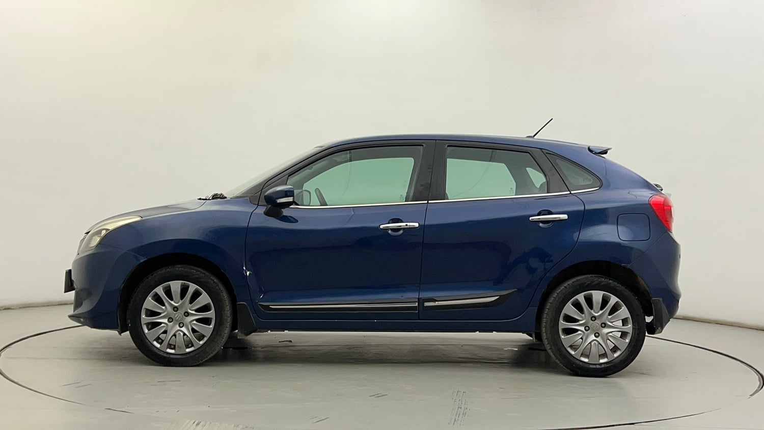 Used 2018 Maruti Suzuki Baleno Alpha 1.2 Petrol Manual exterior LEFT SIDE VIEW