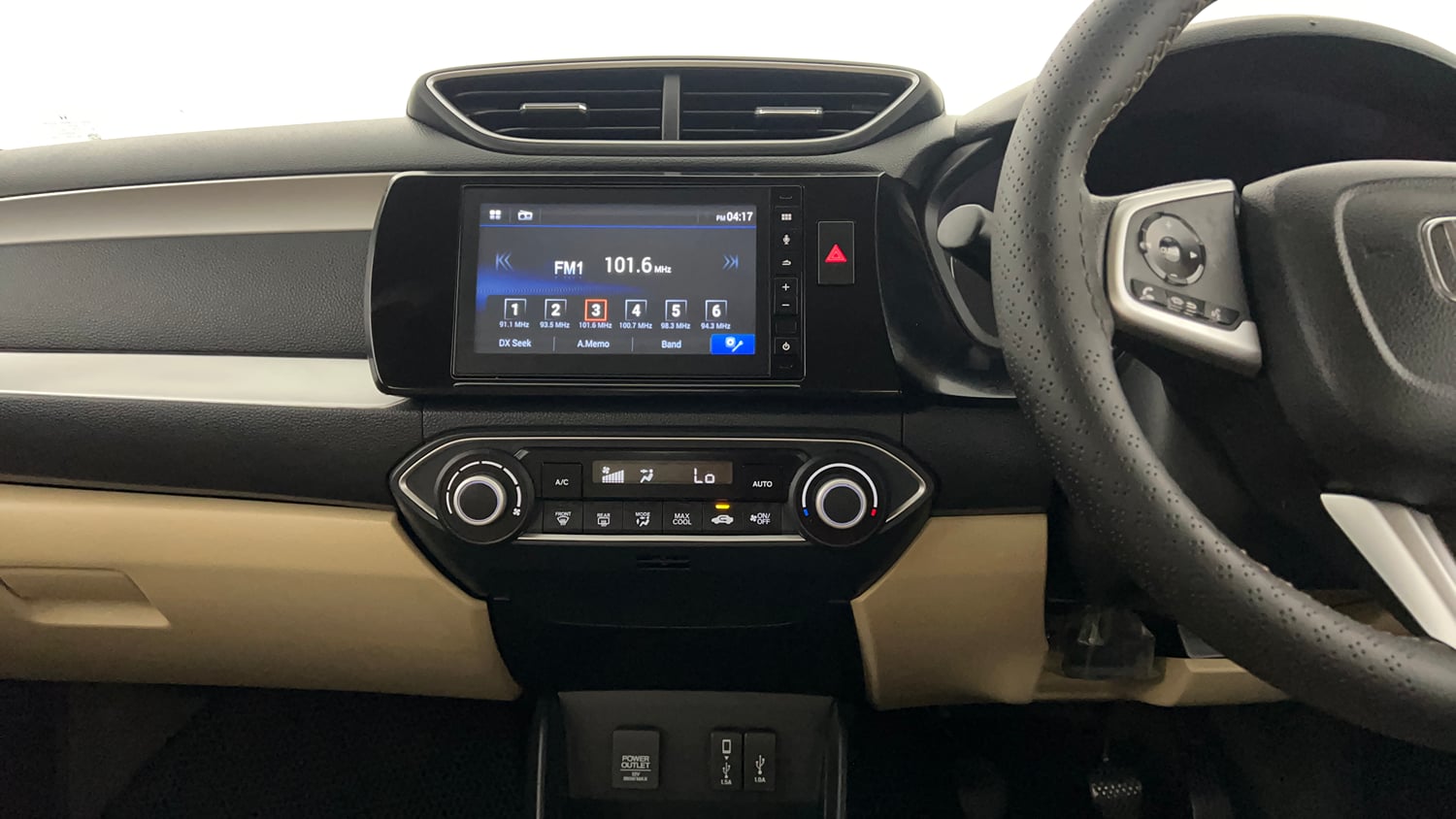 Used 2024 honda Amaze 2nd Generation VX 1.2 Petrol MT Petrol Manual interior MUSIC SYSTEM & AC CONTROL VIEW