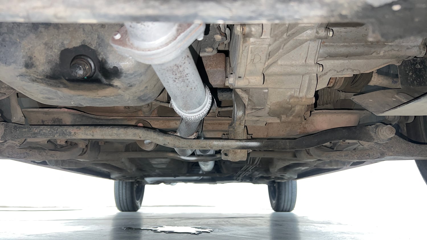 Used 2021 Tata Tiago XZ Plus Petrol Manual extra FRONT LEFT UNDERBODY VIEW