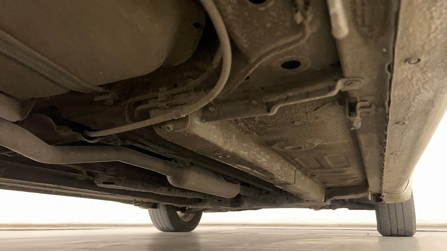 Used 2023 Maruti Suzuki Ciaz Zeta 1.5 Petrol Manual extra REAR RIGHT UNDERBODY VIEW