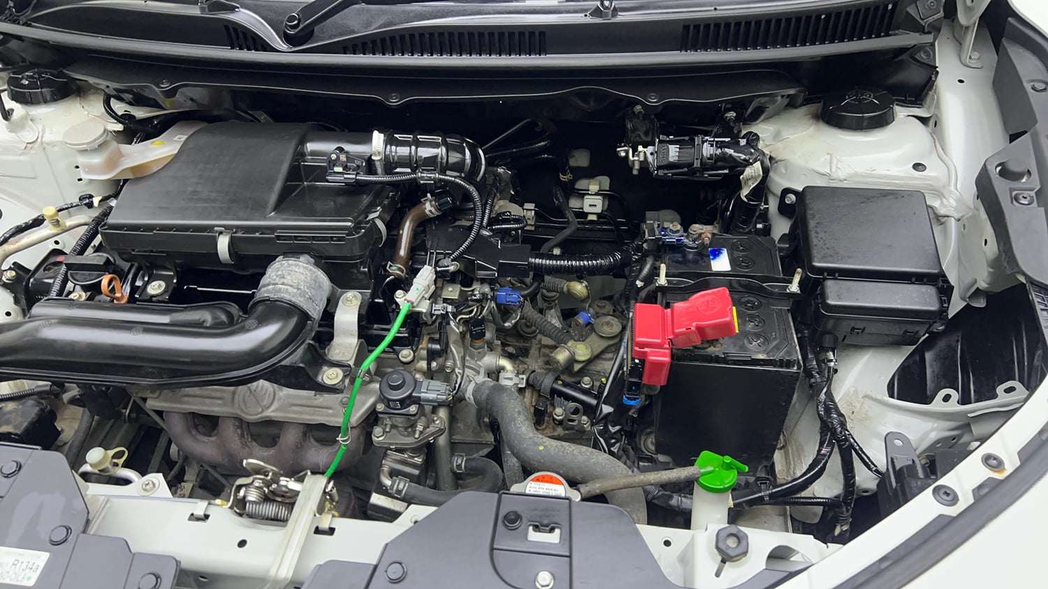 Used 2023 Maruti Suzuki Fronx Delta Plus 1.2L MT Petrol Manual engine ENGINE LEFT SIDE VIEW