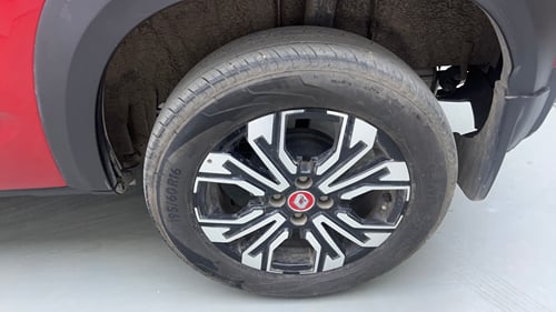 Used 2023 Renault Kiger RXZ Turbo MT Dual Tone Petrol Manual tyres LEFT REAR TYRE RIM VIEW