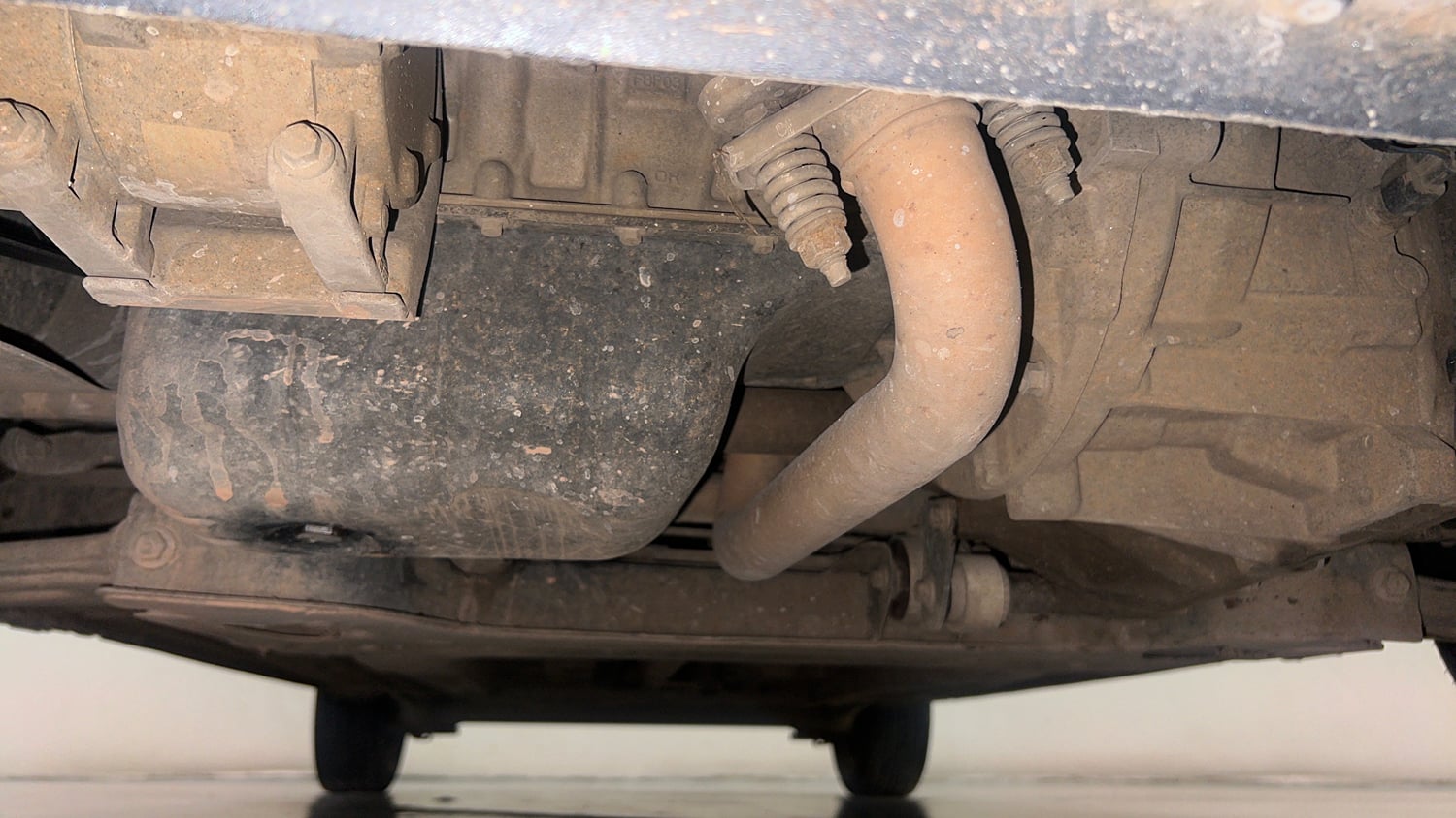 Used 2013 Ford Figo Duratorq Diesel ZXI 1.4 Diesel Manual extra FRONT LEFT UNDERBODY VIEW