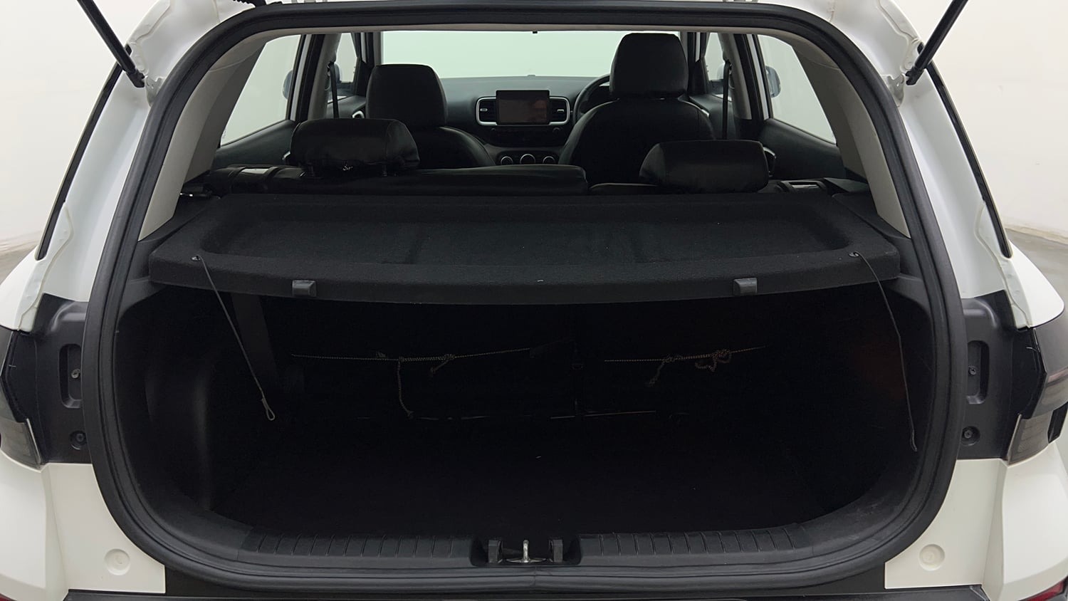 Used 2022 Hyundai Venue SX 1.2 Petrol Petrol Manual interior DICKY INSIDE VIEW