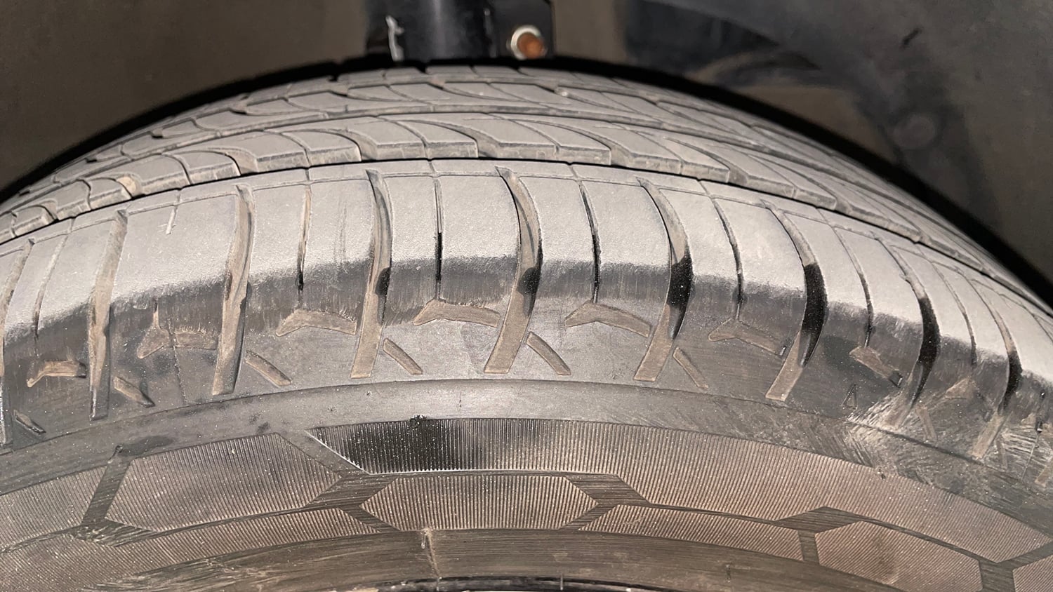 Used 2019 Maruti Suzuki Dzire ZDi Plus AMT Diesel Automatic tyres RIGHT FRONT TYRE TREAD VIEW