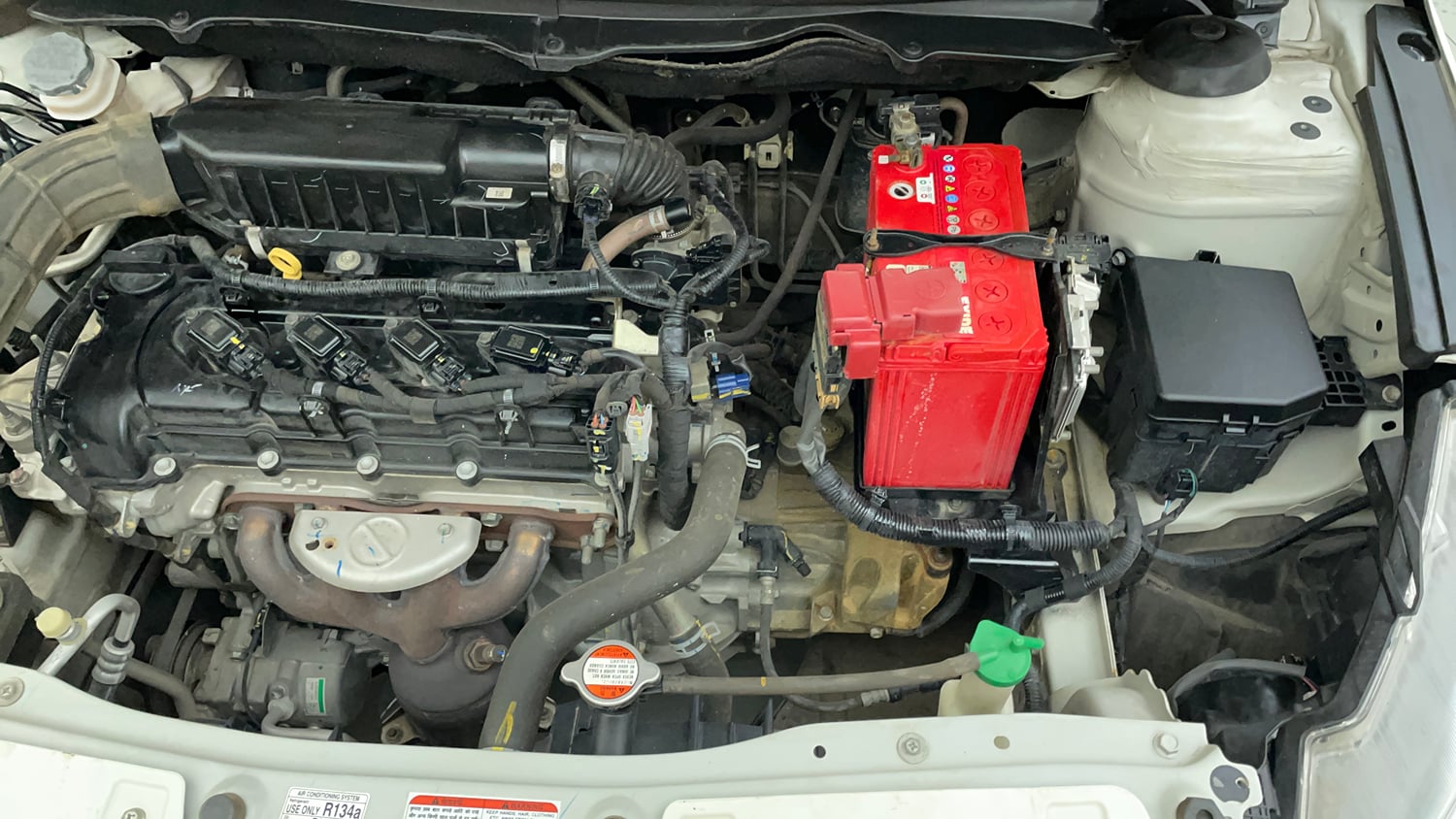 Used 2022 Maruti Suzuki Ciaz Delta 1.5 Petrol Manual engine ENGINE LEFT SIDE VIEW