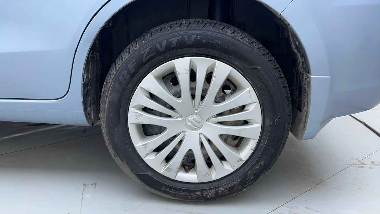 Used 2013 Maruti Suzuki Ertiga Vxi Petrol Manual tyres LEFT REAR TYRE RIM VIEW