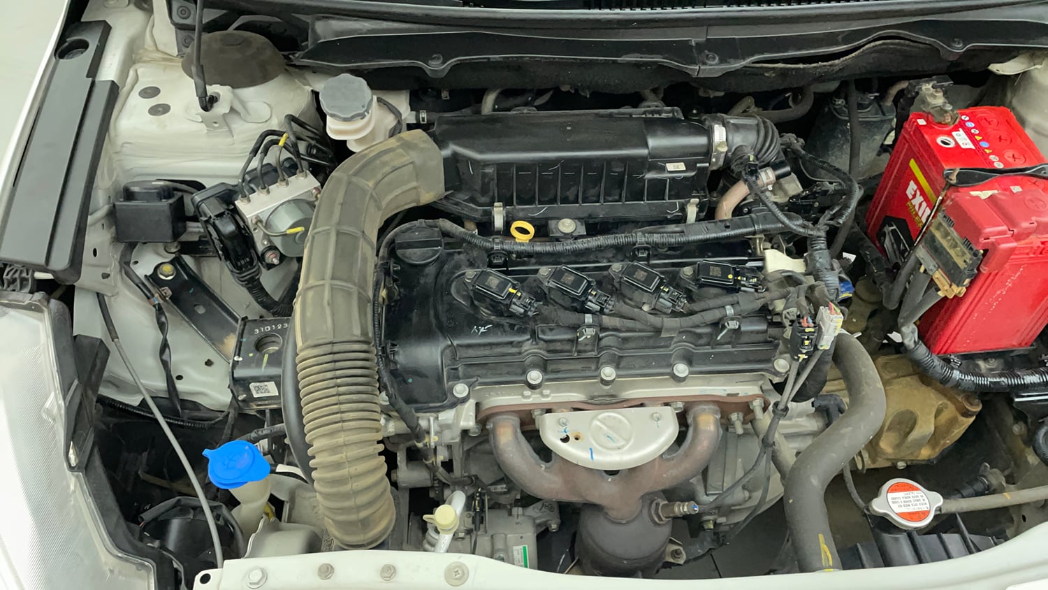 Used 2022 Maruti Suzuki Ciaz Delta 1.5 Petrol Manual engine ENGINE RIGHT SIDE VIEW