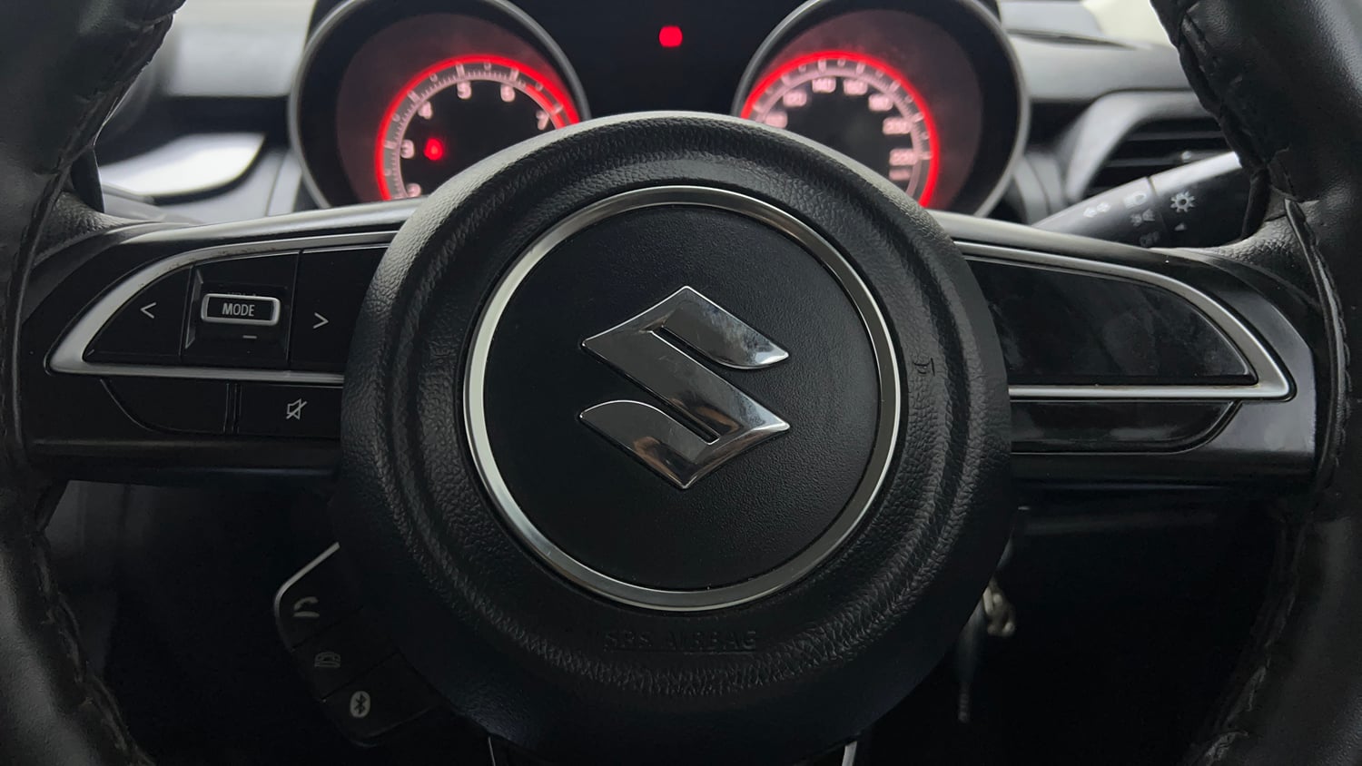 Used 2021 Maruti Suzuki Swift VXi Petrol Manual top_features Airbags