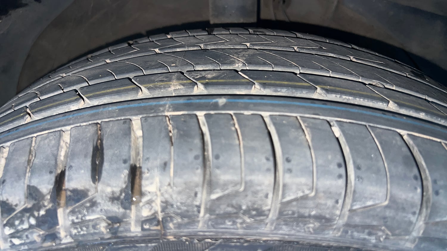 Used 2021 MG Motors Hector Sharp 1.5 DCT Petrol Petrol Automatic tyres RIGHT FRONT TYRE TREAD VIEW