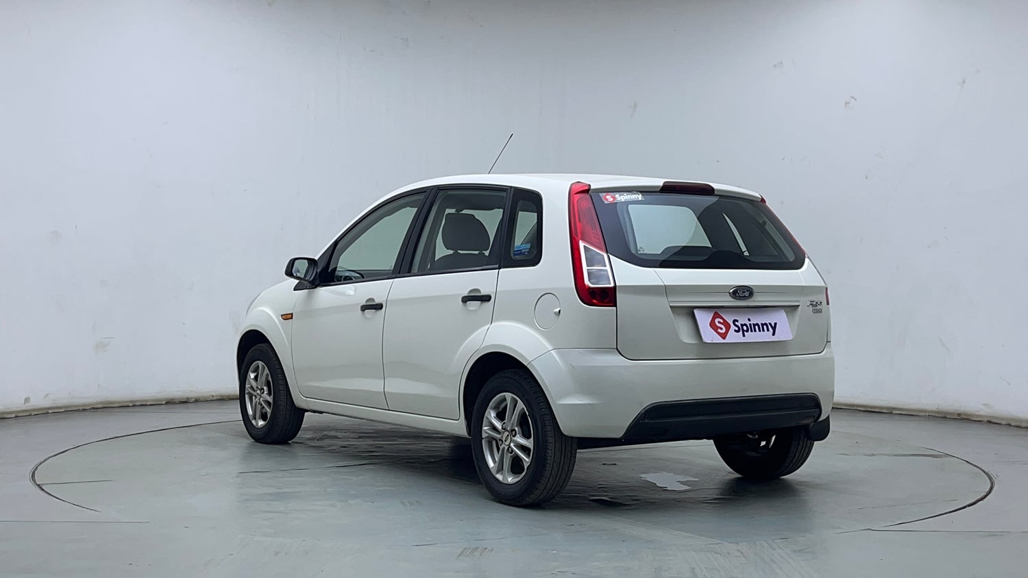 Used 2014 Ford Figo Duratorq Diesel EXI 1.4 Diesel Manual exterior LEFT REAR CORNER VIEW