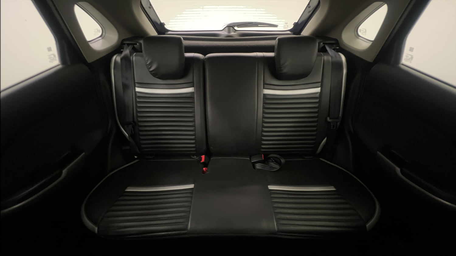 Used 2021 Maruti Suzuki Baleno Zeta Petrol Manual interior REAR SEAT CONDITION VIEW