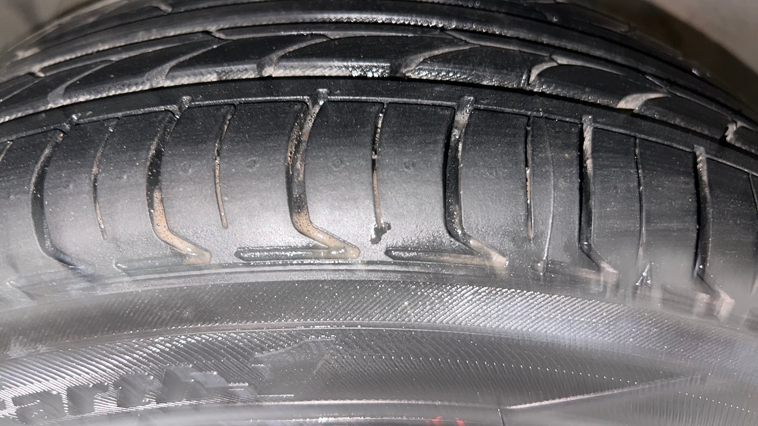 Used 2019 Ford Freestyle Trend Plus 1.2 Ti-VCT Petrol Manual tyres LEFT FRONT TYRE TREAD VIEW
