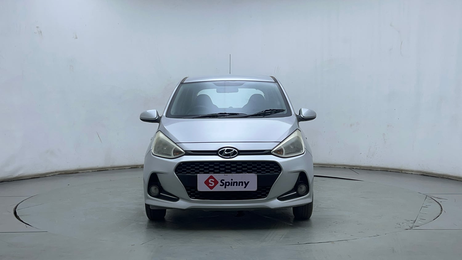 Used 2017 Hyundai Grand i10 Sportz 1.2 Kappa VTVT Petrol Manual exterior FRONT VIEW