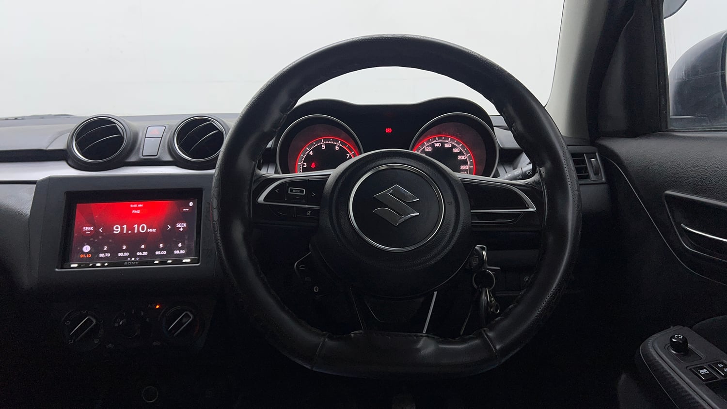 Used 2021 Maruti Suzuki Swift VXi Petrol Manual interior STEERING VIEW