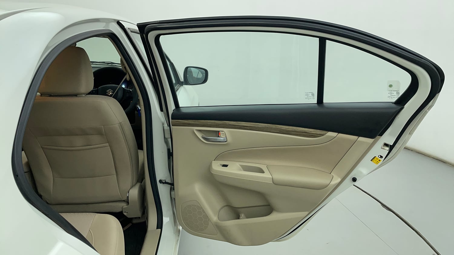 Used 2022 Maruti Suzuki Ciaz Delta 1.5 Petrol Manual interior RIGHT REAR DOOR OPEN VIEW