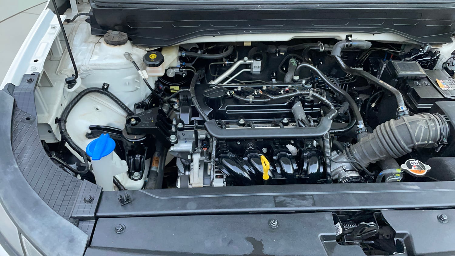 Used 2024 Hyundai Venue SX 1.2 Petrol Petrol Manual engine ENGINE RIGHT SIDE VIEW