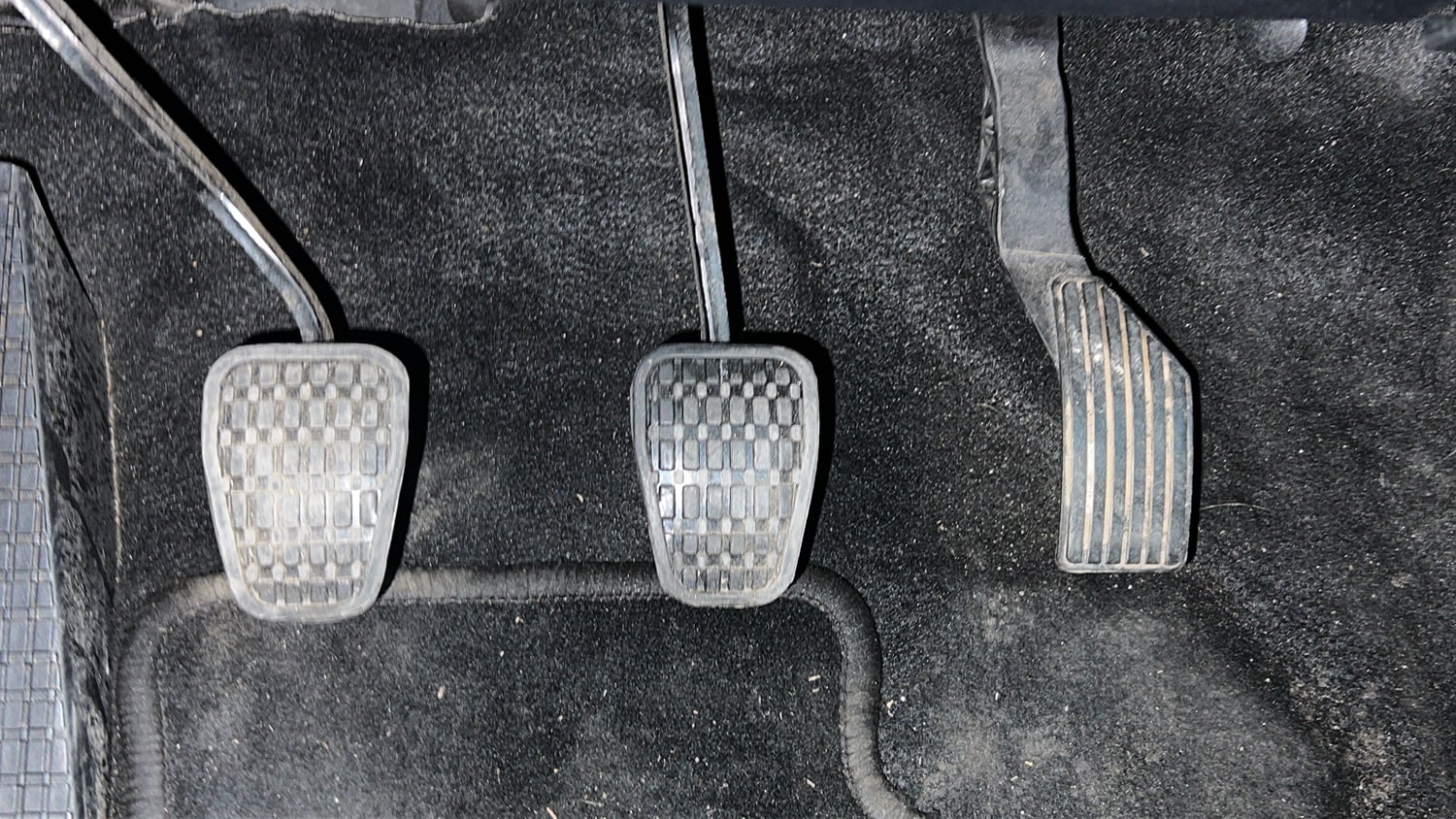 Used 2022 Tata Punch Pure MT Petrol Manual interior PEDALS VIEW