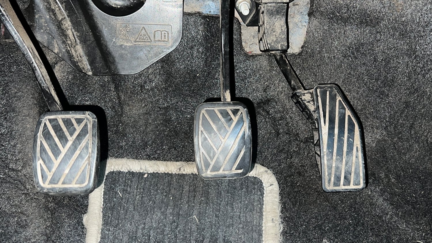 Used 2022 Maruti Suzuki Swift LXi Petrol Manual interior PEDALS VIEW