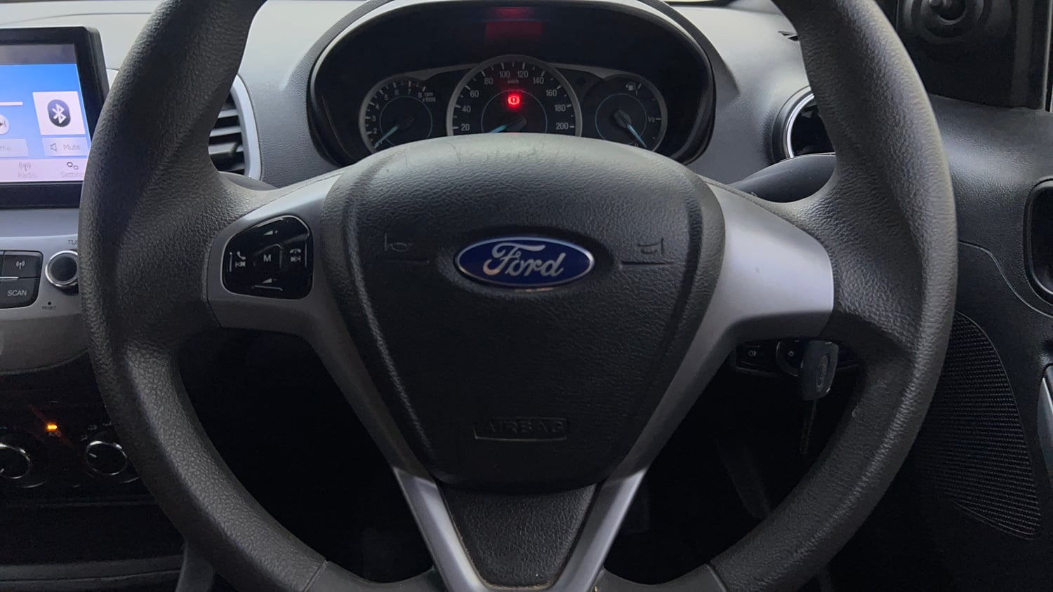 Used 2019 Ford Freestyle Trend Plus 1.2 Ti-VCT Petrol Manual top_features Airbags