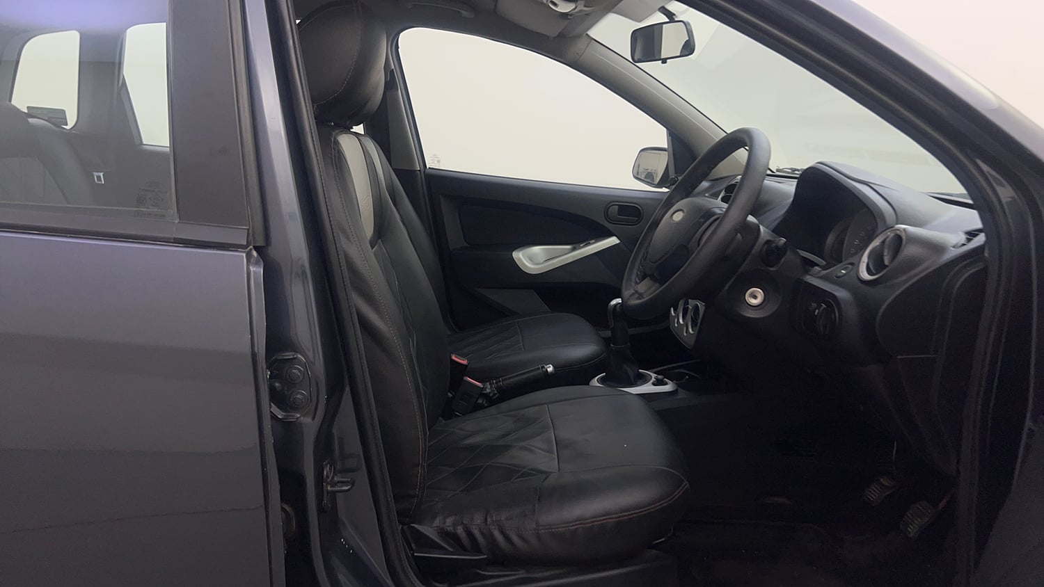 Used 2013 Ford Figo Duratorq Diesel ZXI 1.4 Diesel Manual interior RIGHT SIDE FRONT DOOR CABIN VIEW