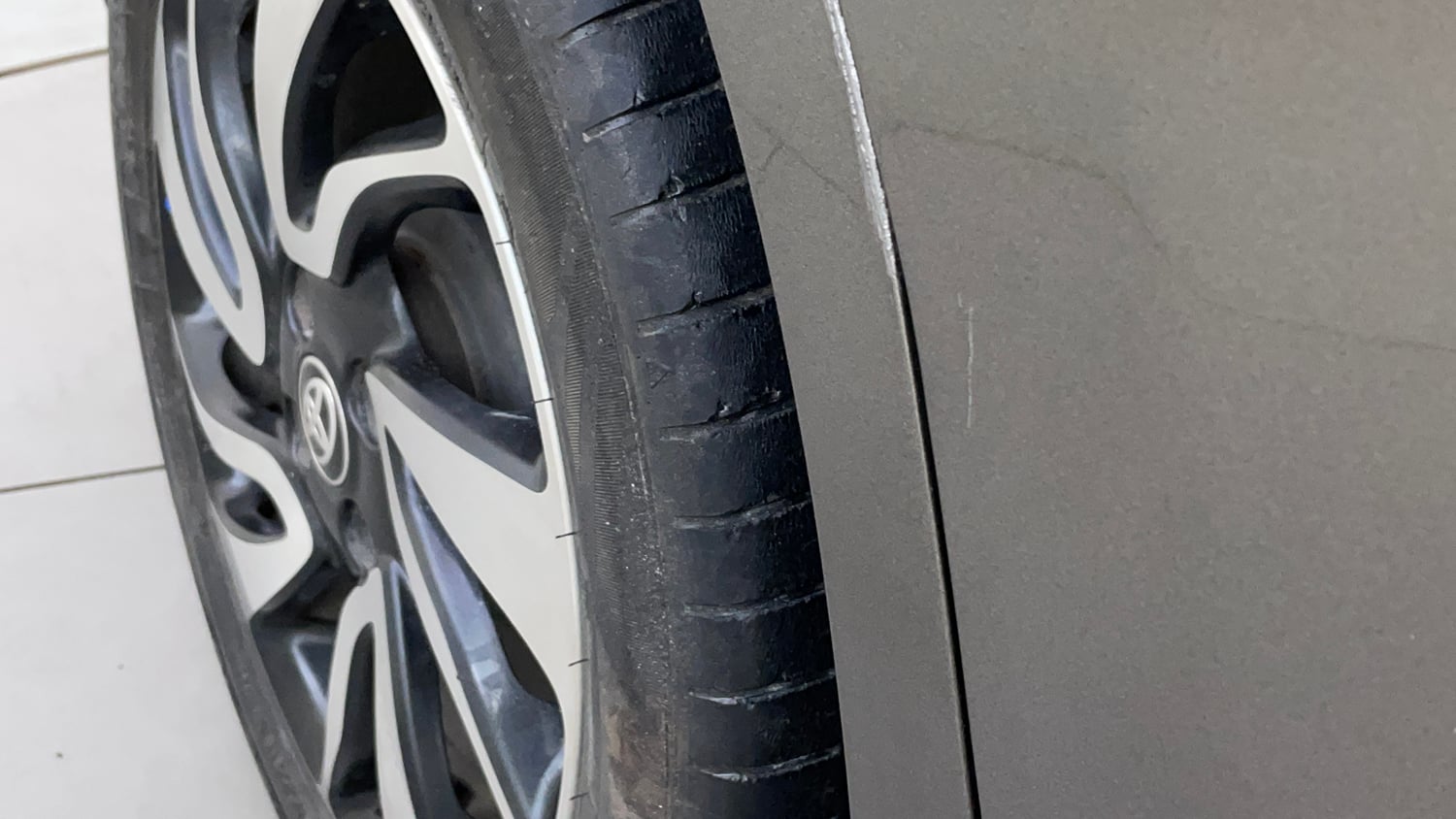 Used 2022 Toyota Glanza V CVT Petrol Automatic dents MINOR SCRATCH