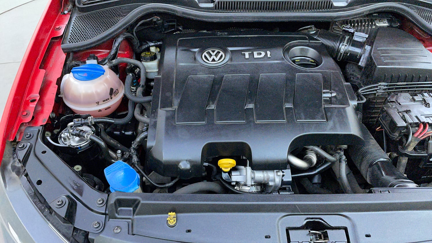 Used 2015 Volkswagen Polo GT TDI Diesel Manual engine ENGINE RIGHT SIDE VIEW