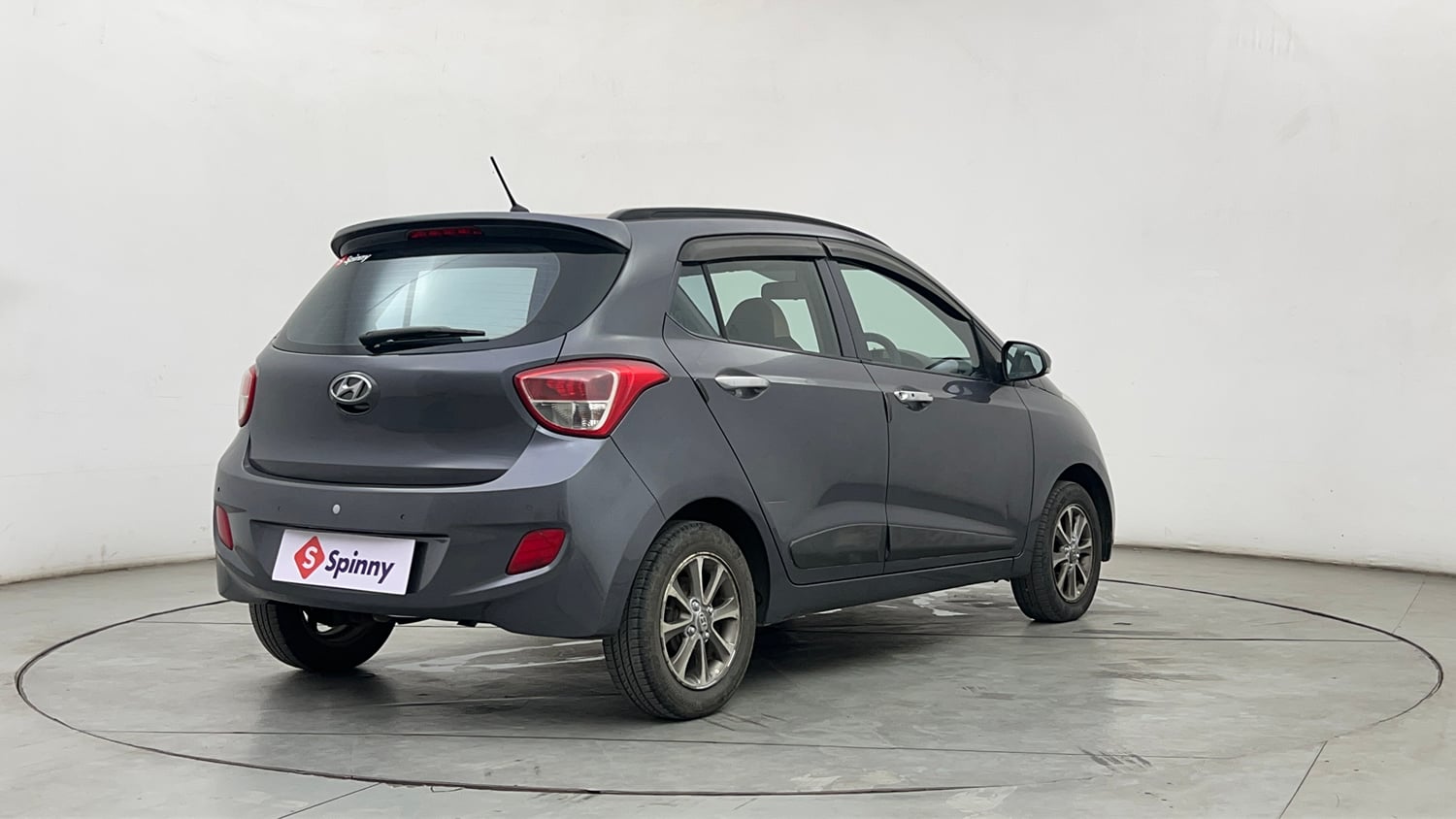 Used 2013 Hyundai Grand i10 Asta 1.2 Kappa VTVT Petrol Manual exterior RIGHT REAR CORNER VIEW