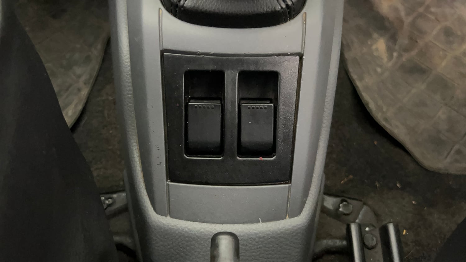 Used 2016 Maruti Suzuki Alto 800 Lxi Petrol Manual top_features Power windows
