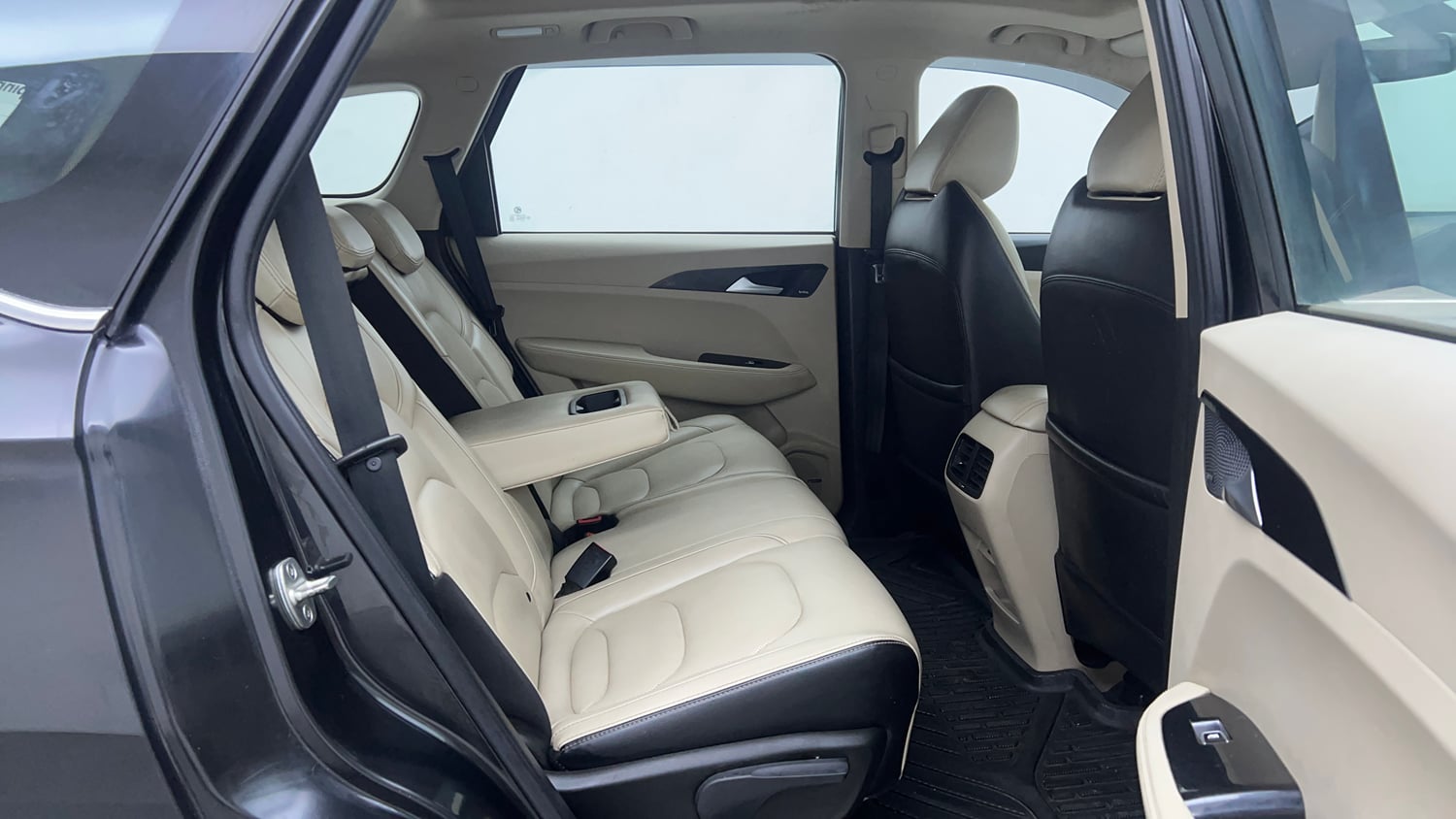 Used 2023 MG Motors Hector Sharp 2.0 Diesel Turbo MT Diesel Manual interior RIGHT SIDE REAR DOOR CABIN VIEW