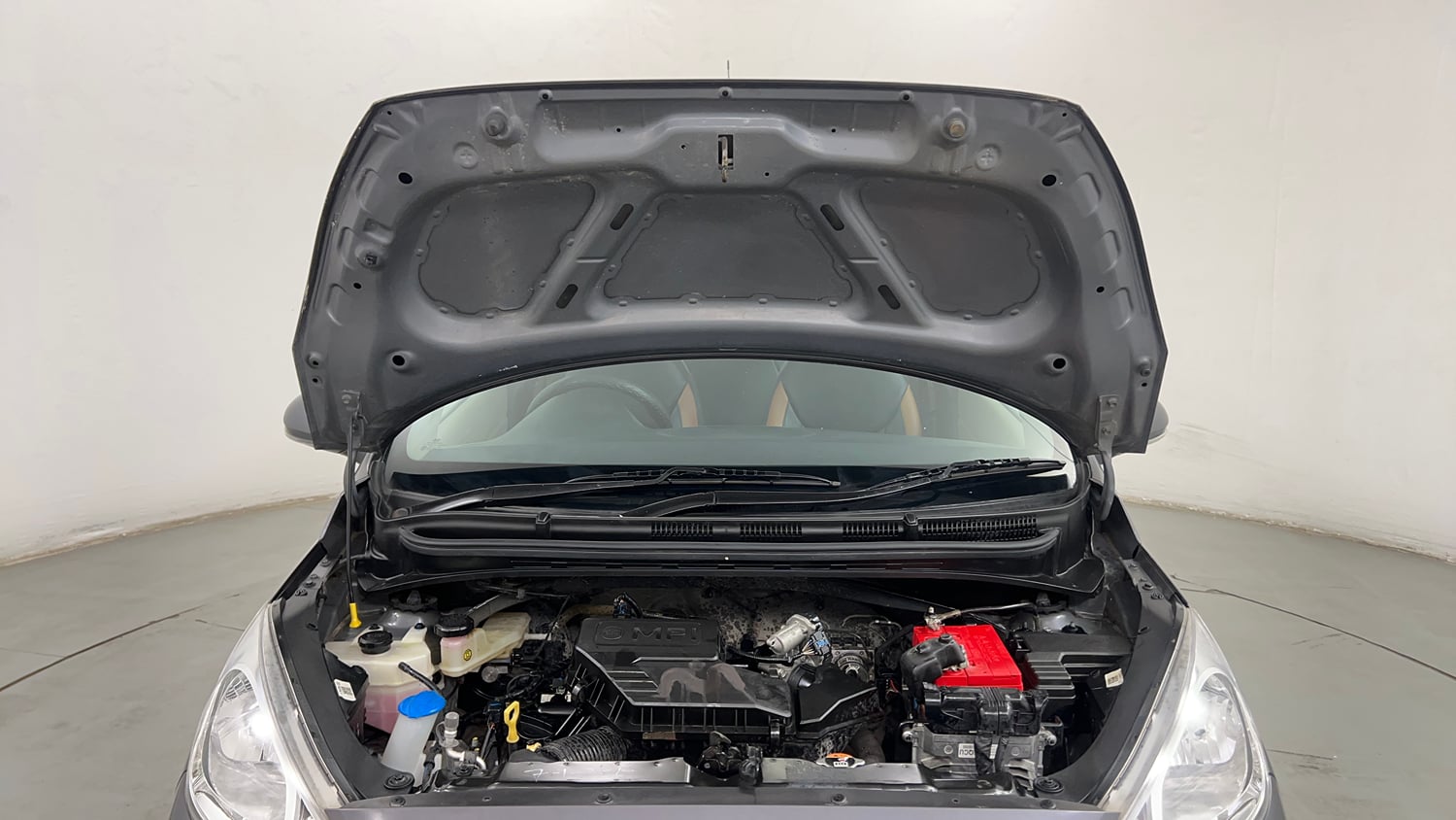 Used 2021 Hyundai Santro Sportz AMT Petrol Automatic engine ENGINE & BONNET OPEN FRONT VIEW