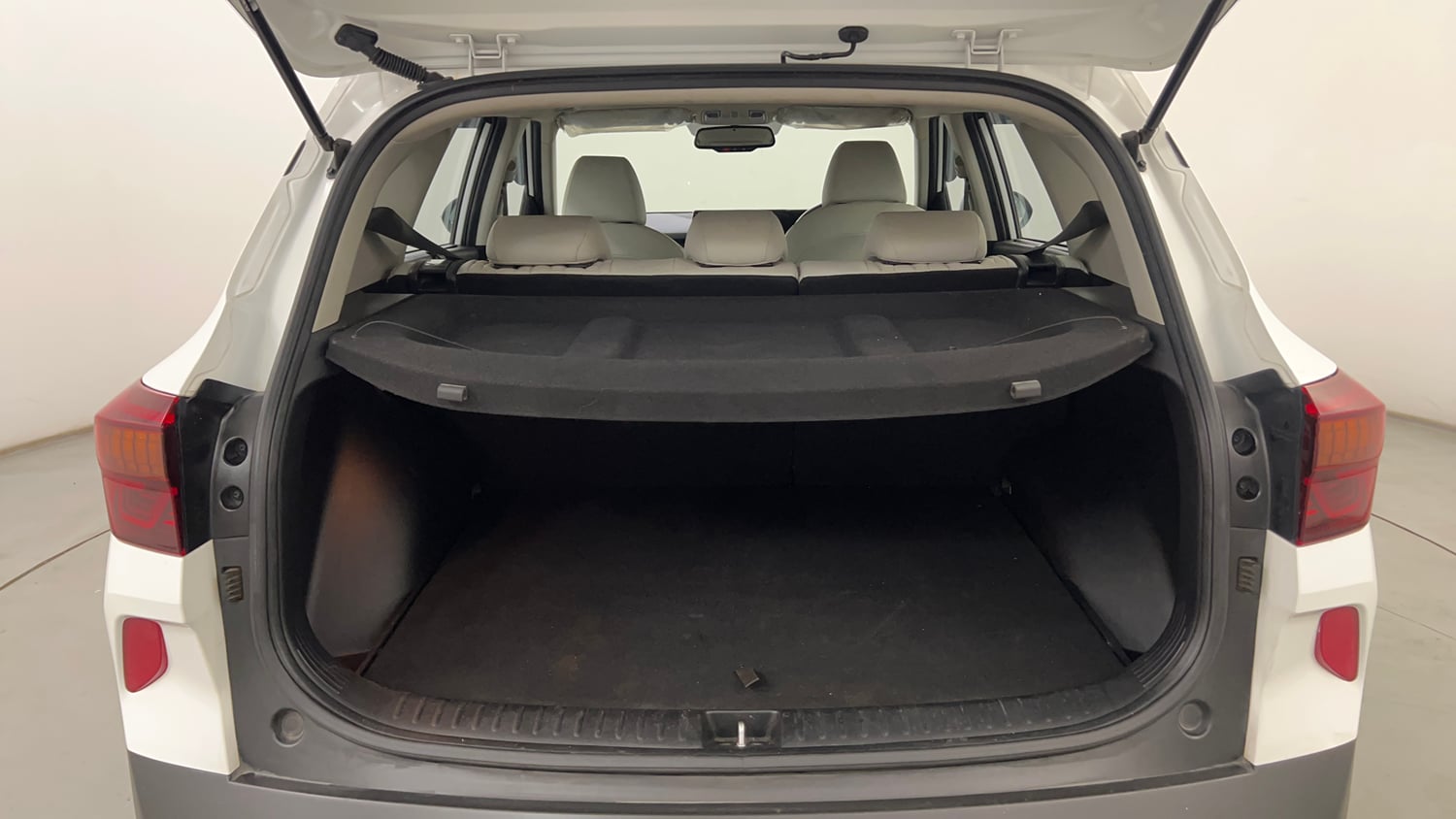 Used 2022 kia Seltos HTX 1.5 IVT Petrol Automatic interior DICKY INSIDE VIEW