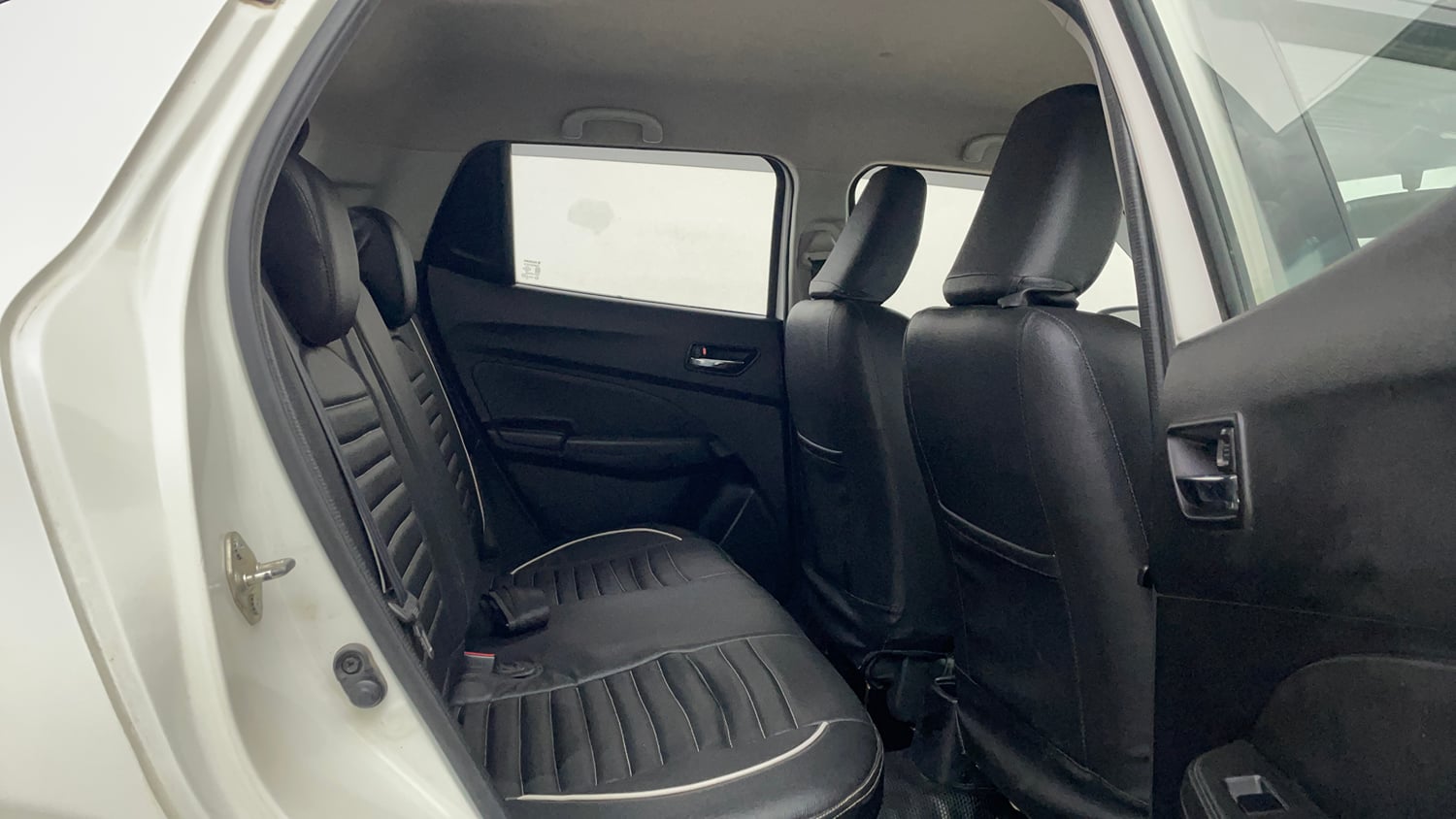 Used 2020 Maruti Suzuki Swift ZXi Plus AMT Petrol Automatic interior RIGHT SIDE REAR DOOR CABIN VIEW