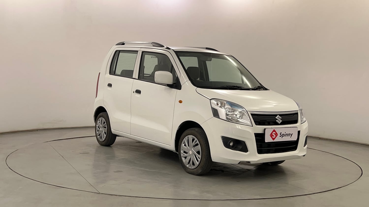 Used 2014 Maruti Suzuki Wagon R VXI Petrol Manual exterior RIGHT FRONT CORNER VIEW