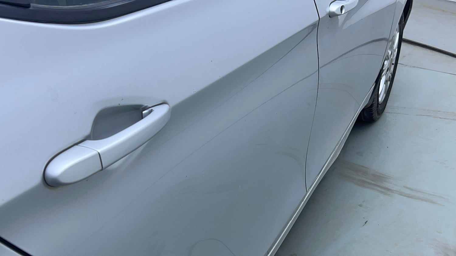 Used 2018 Tata Tiago Revotron XZA Petrol Automatic dents MINOR DENT