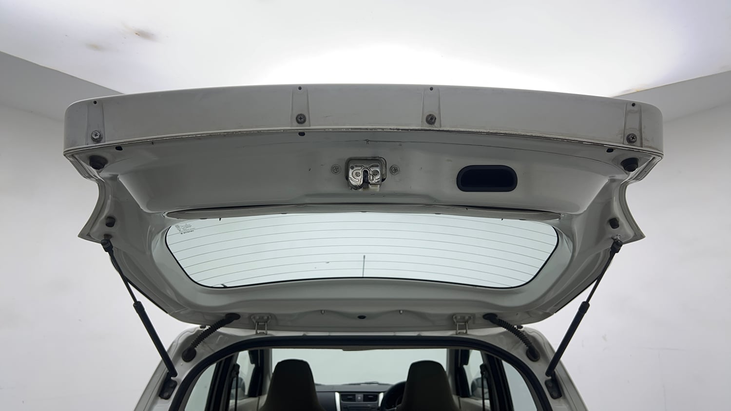 Used 2018 Maruti Suzuki Celerio ZXi (O) AMT Petrol Automatic interior DICKY DOOR OPEN VIEW