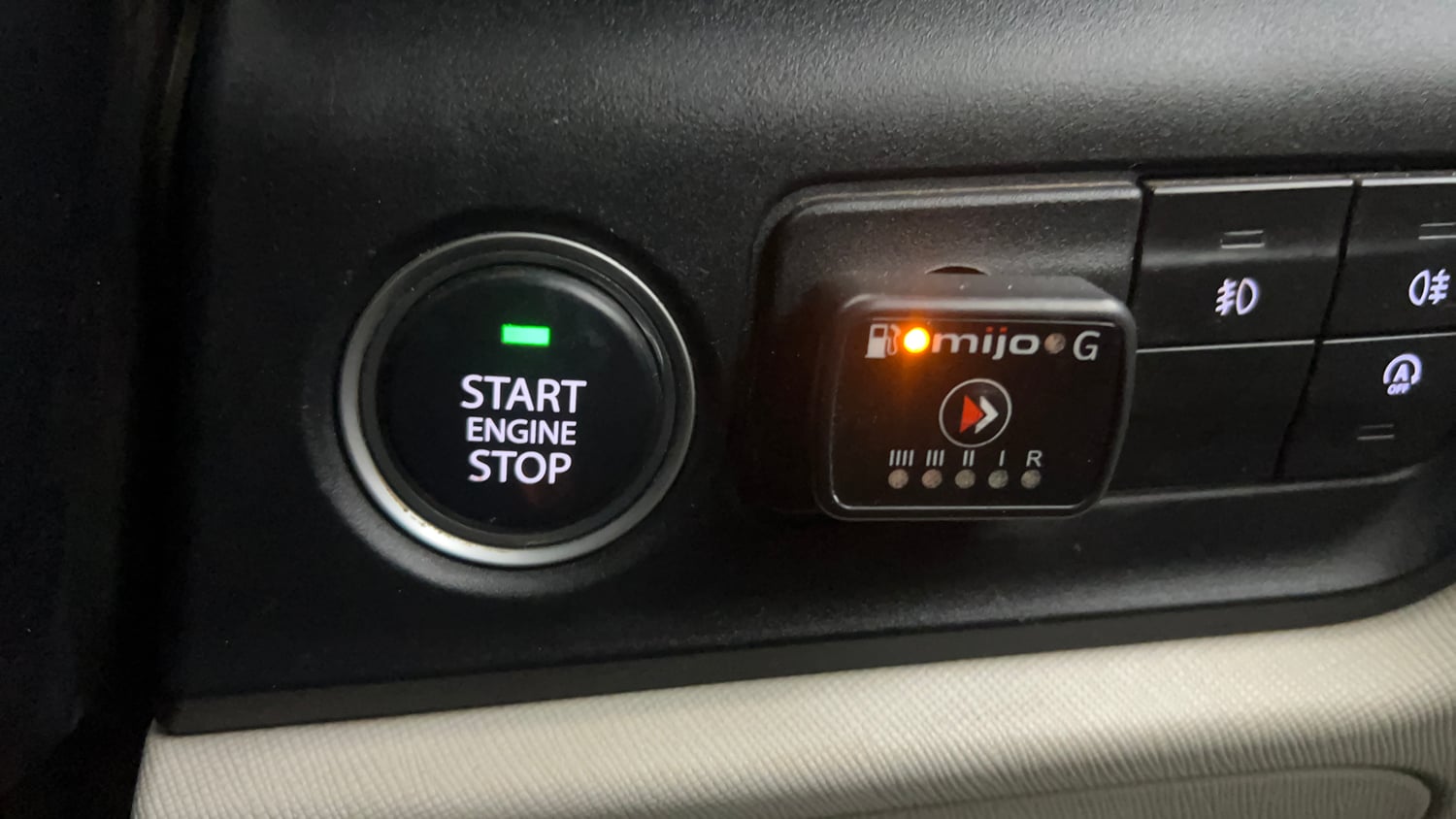 Used 2022 Tata Altroz XZ Plus Petrol+CNG (Outside Fitted) Cng Manual top_features Keyless start