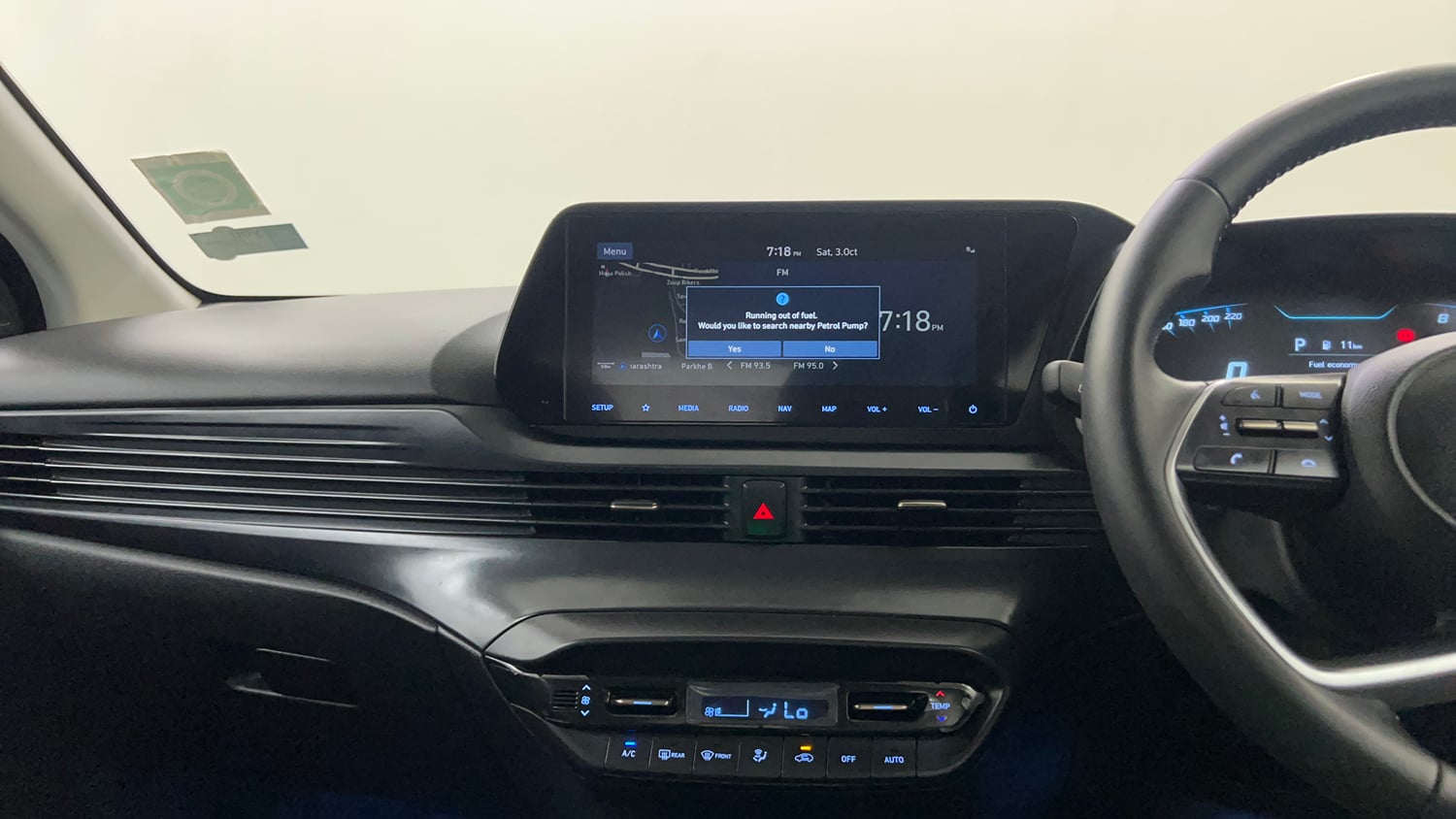 Used 2022 Hyundai New i20 Asta (O) 1.0 Turbo DCT Petrol Automatic interior MUSIC SYSTEM & AC CONTROL VIEW