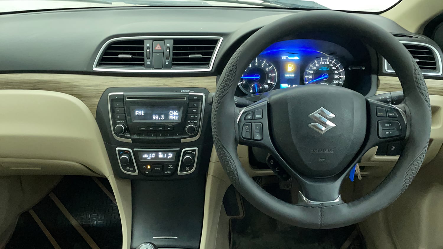 Used 2022 Maruti Suzuki Ciaz Delta 1.5 Petrol Manual interior STEERING VIEW