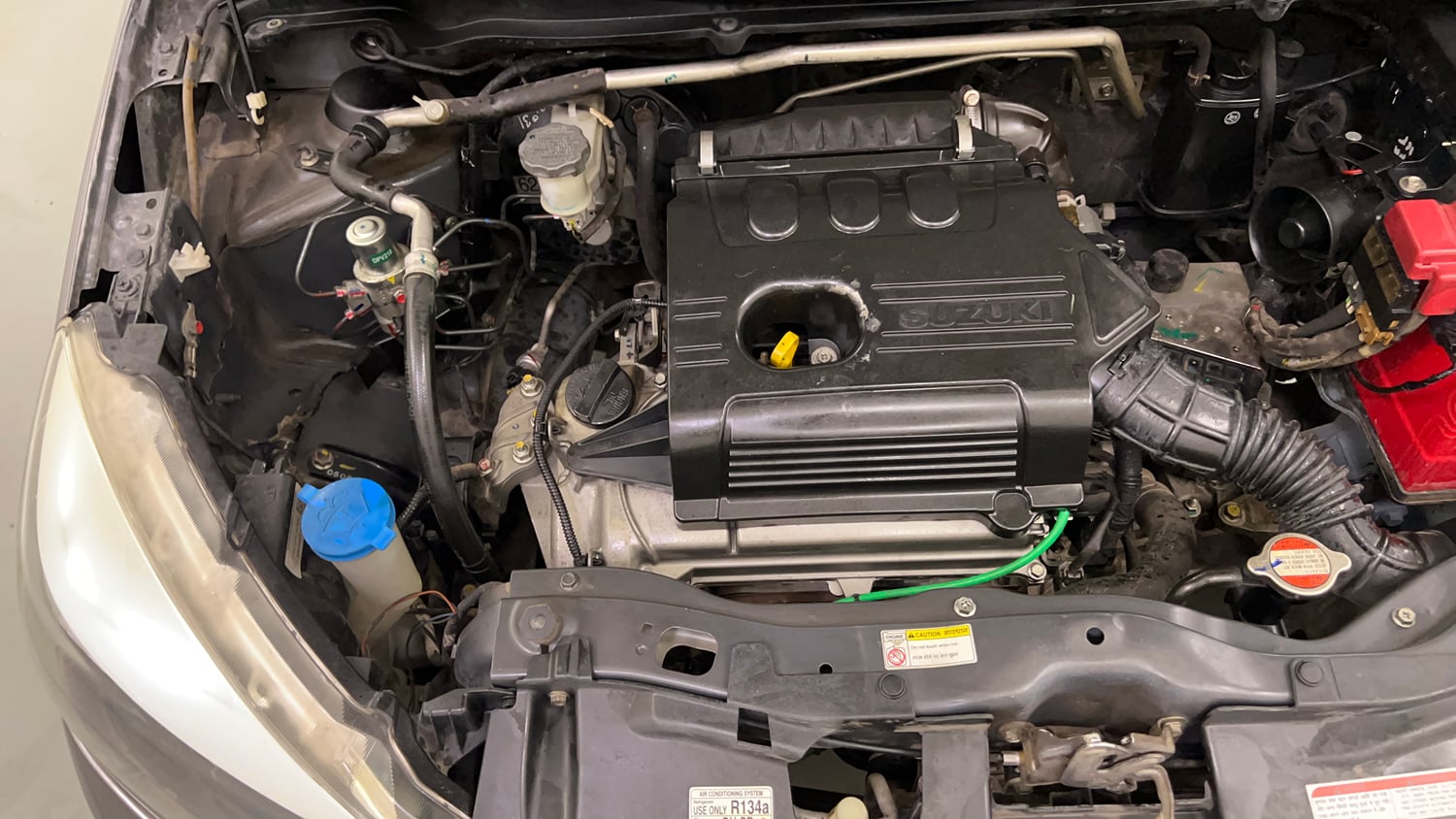 Used 2016 Maruti Suzuki Celerio VXi AMT Petrol Automatic engine ENGINE RIGHT SIDE VIEW