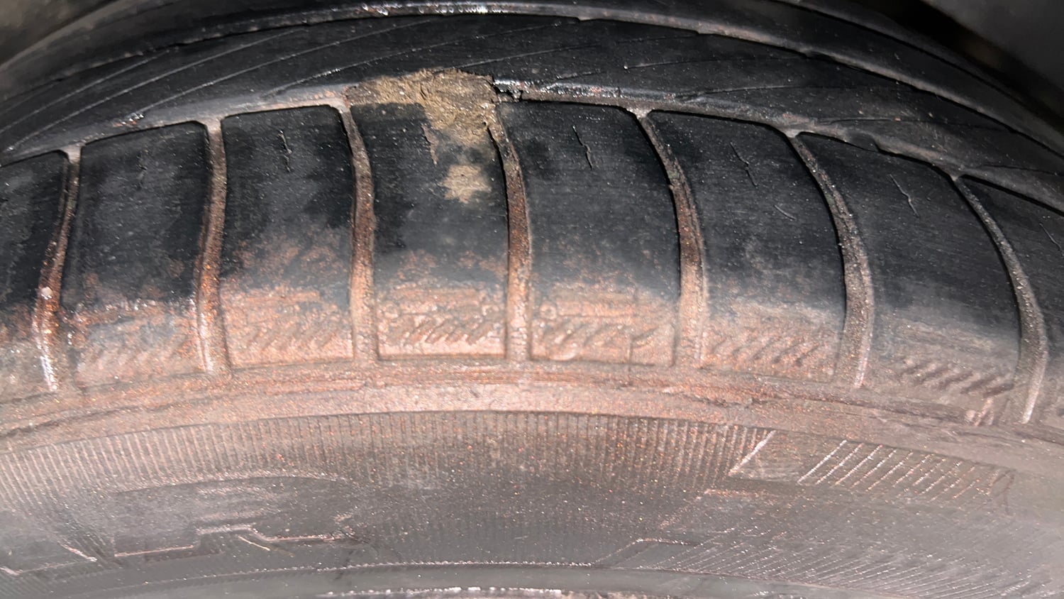 Used 2019 Ford Freestyle Trend Plus 1.2 Ti-VCT Petrol Manual tyres LEFT REAR TYRE TREAD VIEW