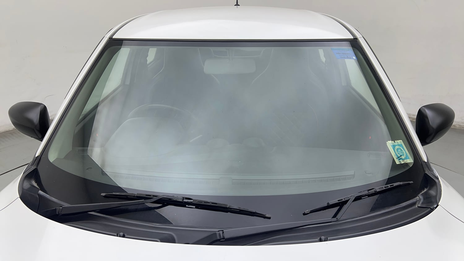 Used 2022 Maruti Suzuki Swift LXi Petrol Manual exterior FRONT WINDSHIELD VIEW