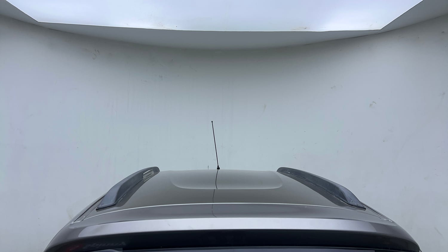 Used 2018 Renault Kwid CLIMBER 1.0 Petrol Manual exterior EXTERIOR ROOF VIEW