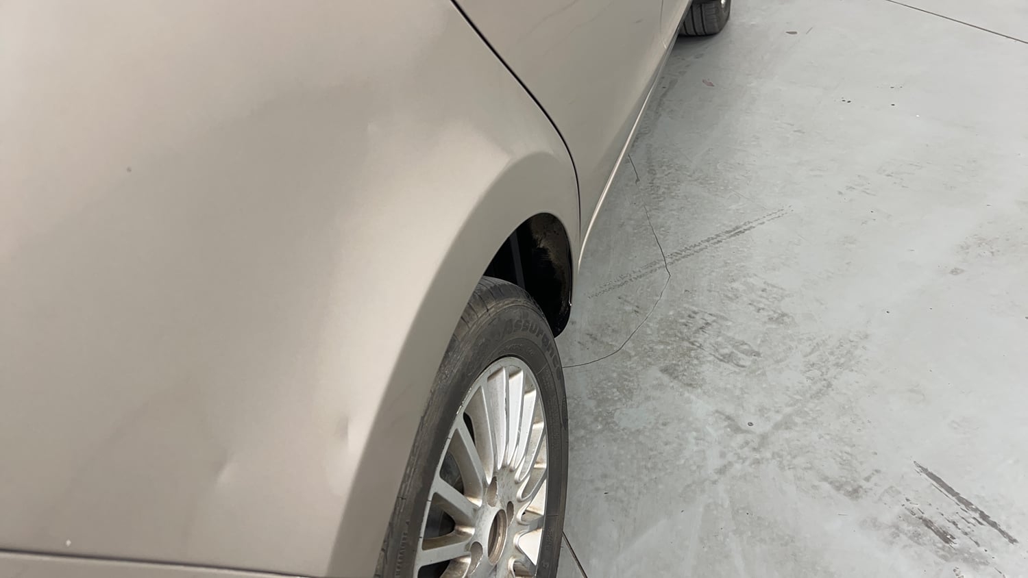 Used 2014 Tata Zest XMS Petrol Petrol Manual dents MINOR SCRATCH