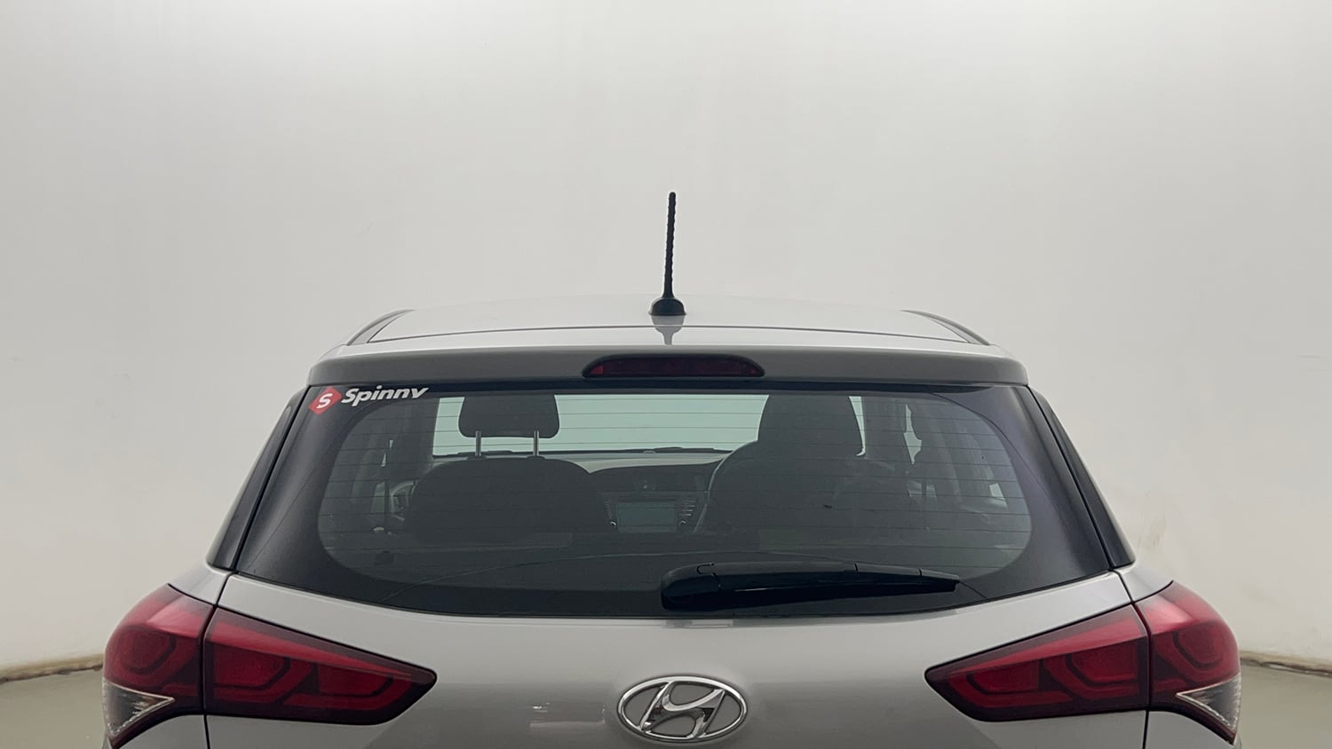 Used 2017 Hyundai Elite i20 Asta 1.2 (O) Petrol Manual exterior BACK WINDSHIELD VIEW